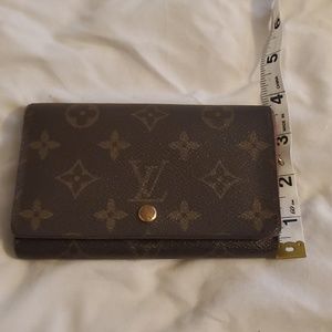 LV MONOGRAM WALLET